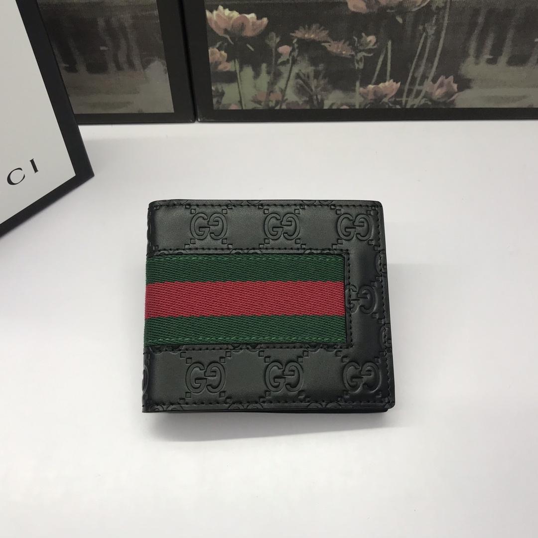 gucci-signature-web-wallet-2119_16843948873-1000