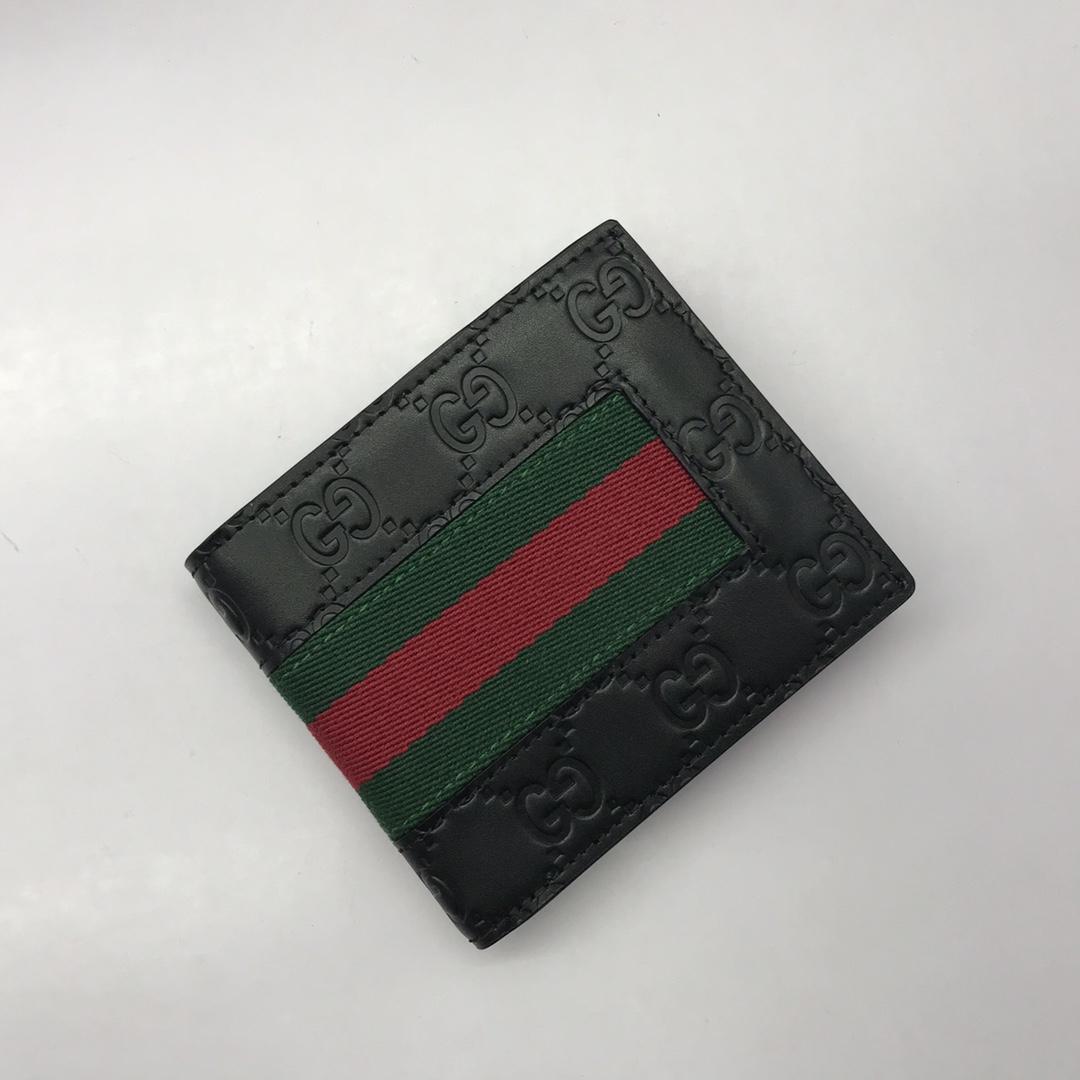 gucci-signature-web-wallet-2119_16843948885-1000