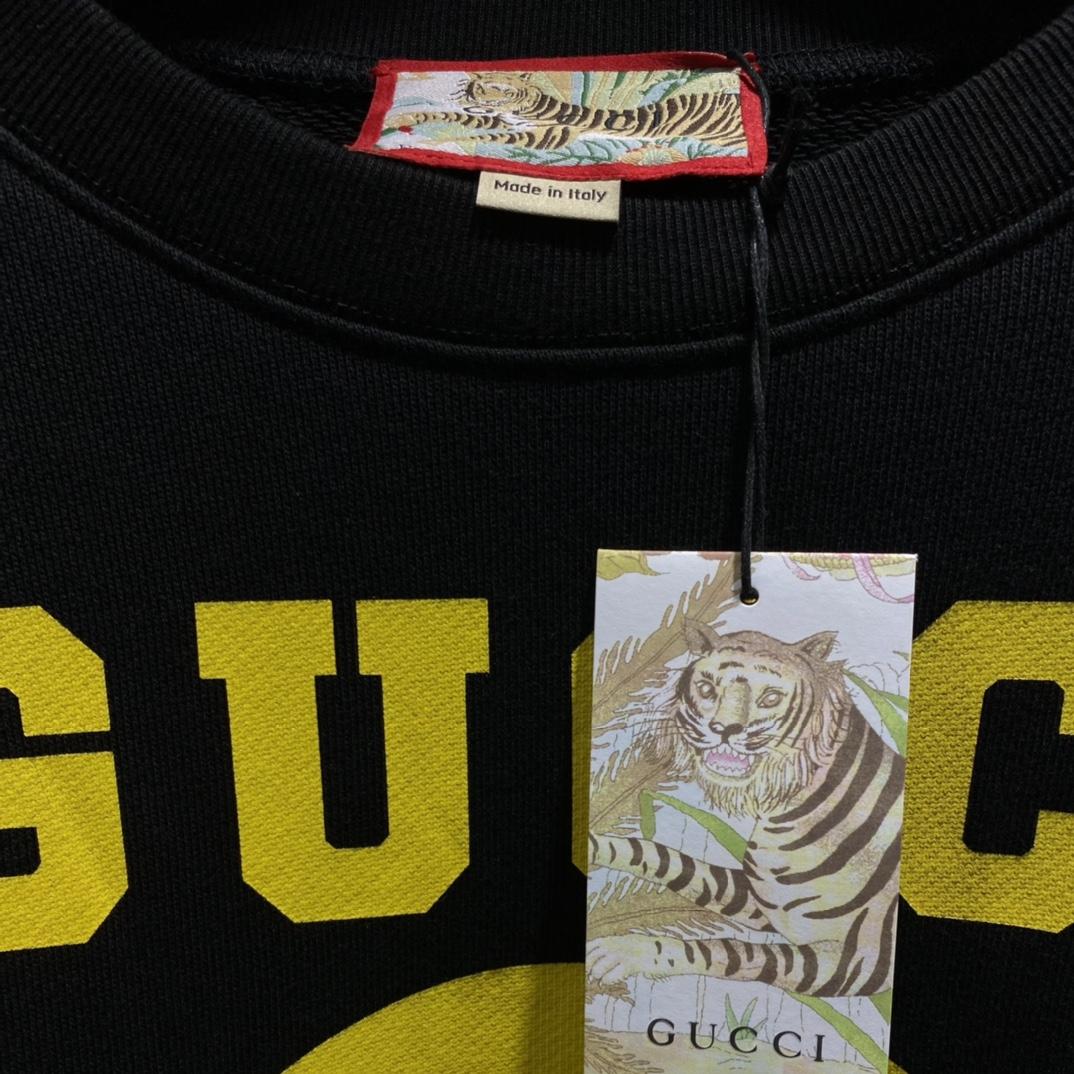 gucci-tiger-cotton-sweatshirt-4716_16845003738-1000