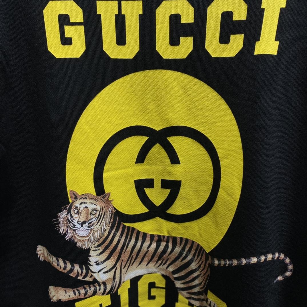 gucci-tiger-cotton-sweatshirt-4716_16845003739-1000