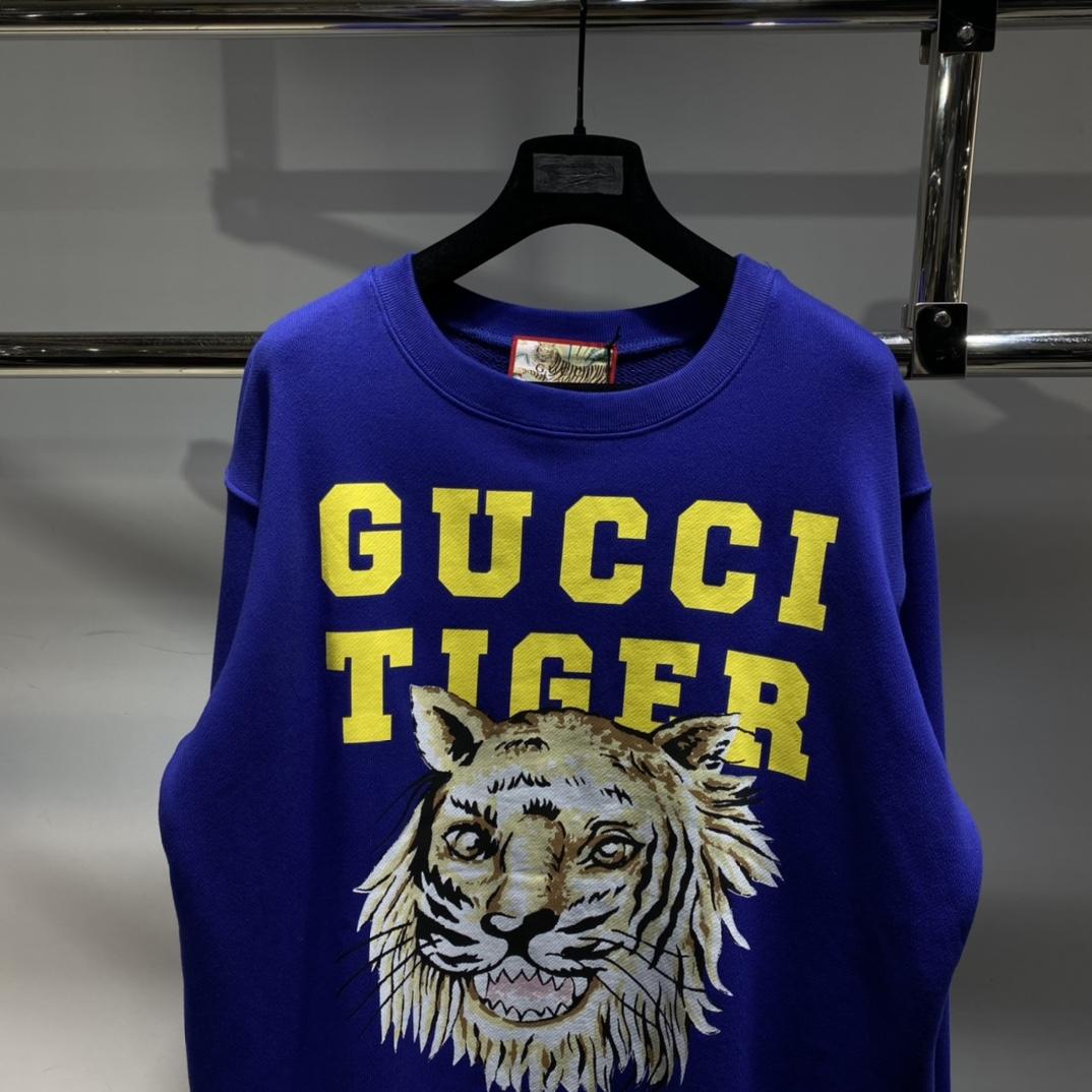 gucci-tiger-cotton-sweatshirt-4717_16845003744-1000