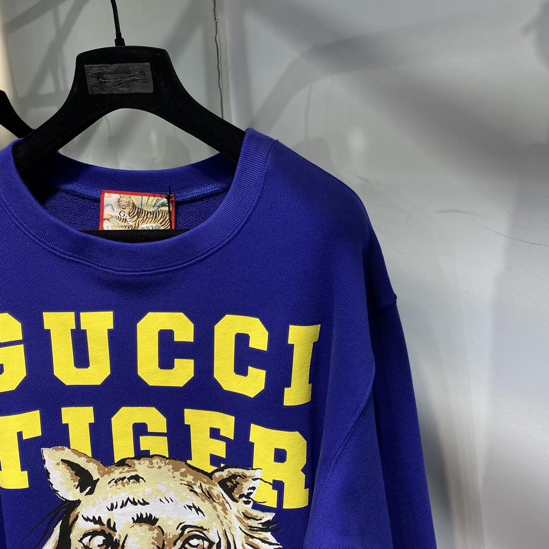 gucci-tiger-cotton-sweatshirt-4717_16845003746-1000