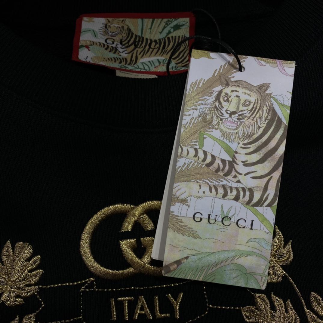 gucci-tiger-sweatshirt-with-embroidery-4713_16845003709-1000