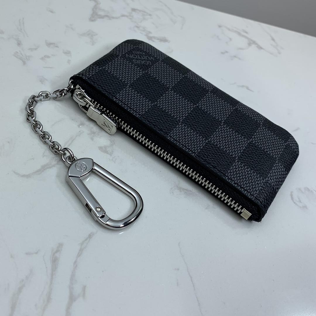 key-pouch-7_16843491689-1000