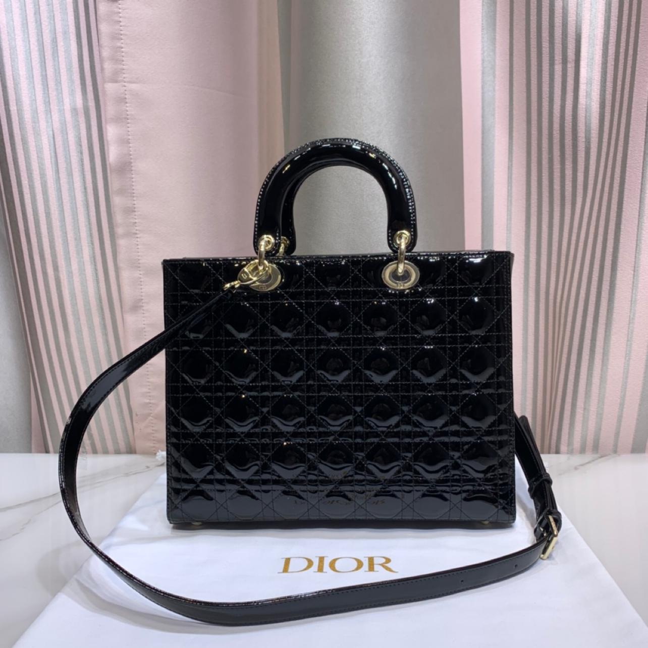 large-lady-dior-bag-592_16843500683-1000