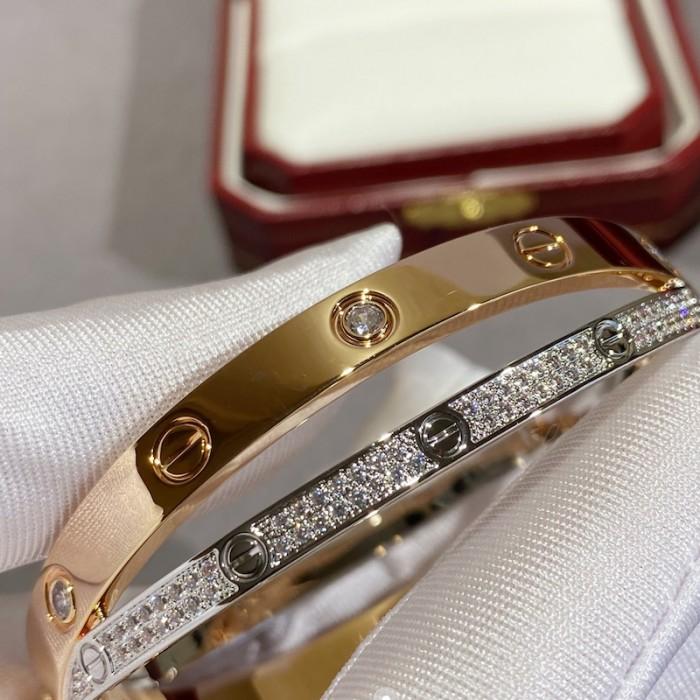 love-bracelet-diamond-paved-4884_16844004427-1000