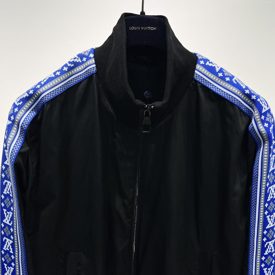 lv-fair-isle-stripes-nylon-tracksuit-4954_16845004634-1000