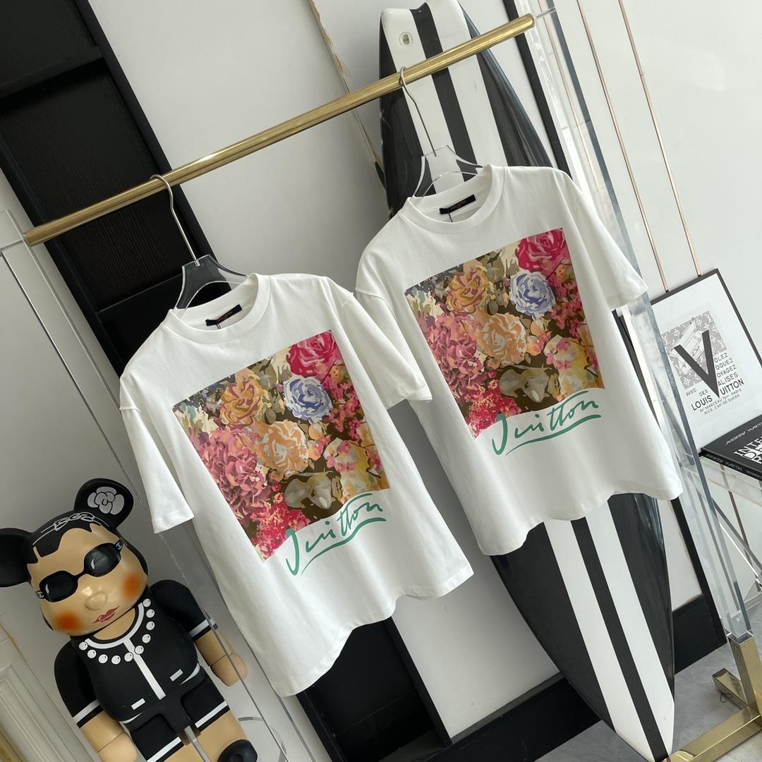 lv-flower-tapestry-print-t-shirt-3084_16844991383-1000