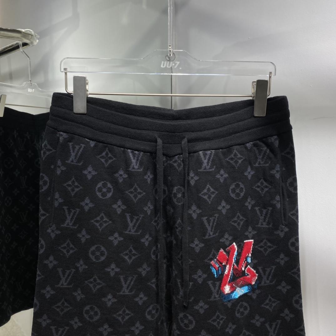 lv-graffiti-shorts-4997_16845004754-1000