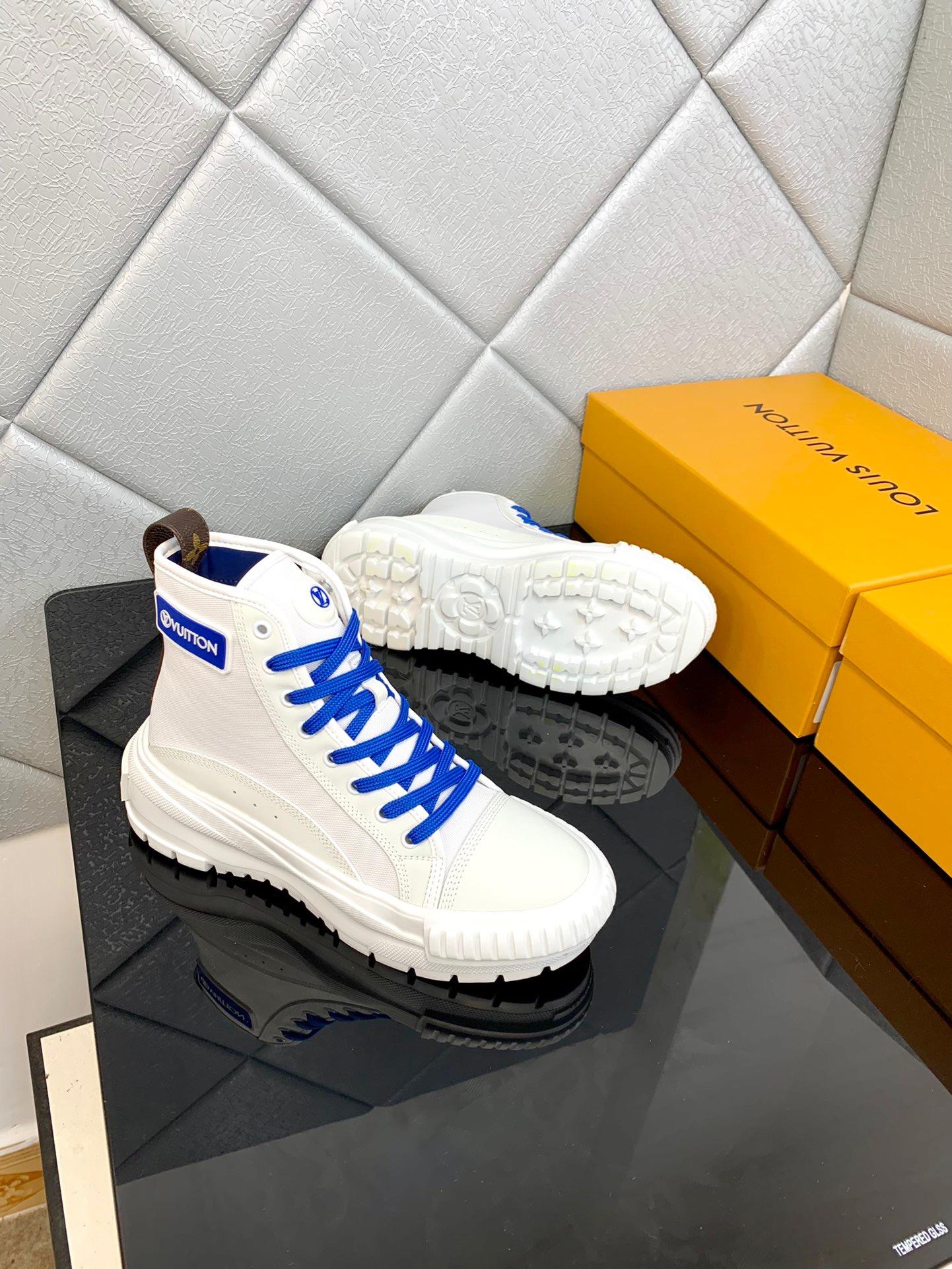 lv-squad-sneaker-boot-1709_16843943609-1000