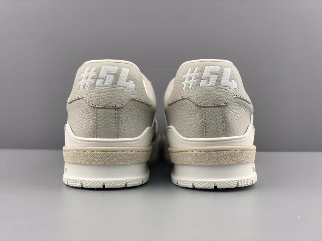 lv-trainers-3257_16843965125-1000