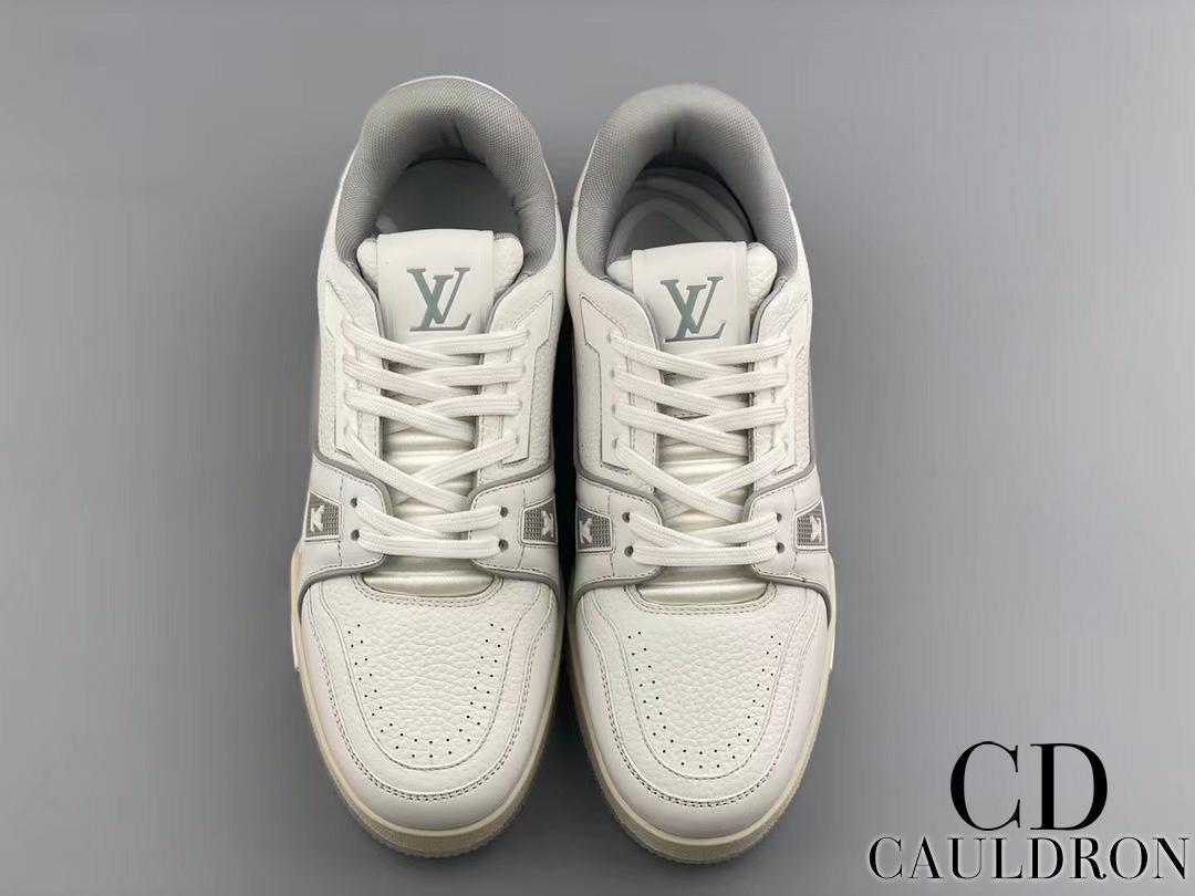 lv-trainers-609_16843500723-1000