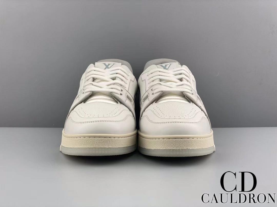 lv-trainers-609_16843500724-1000