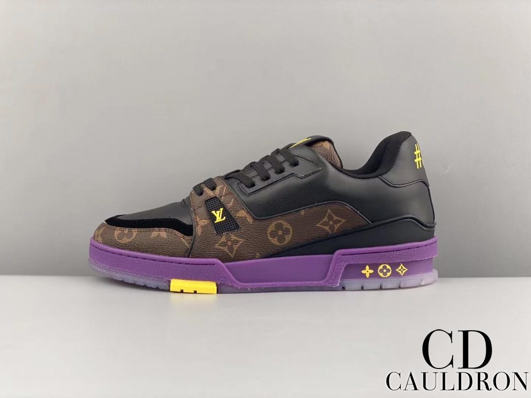 lv-trainers-660_16843501933-1000