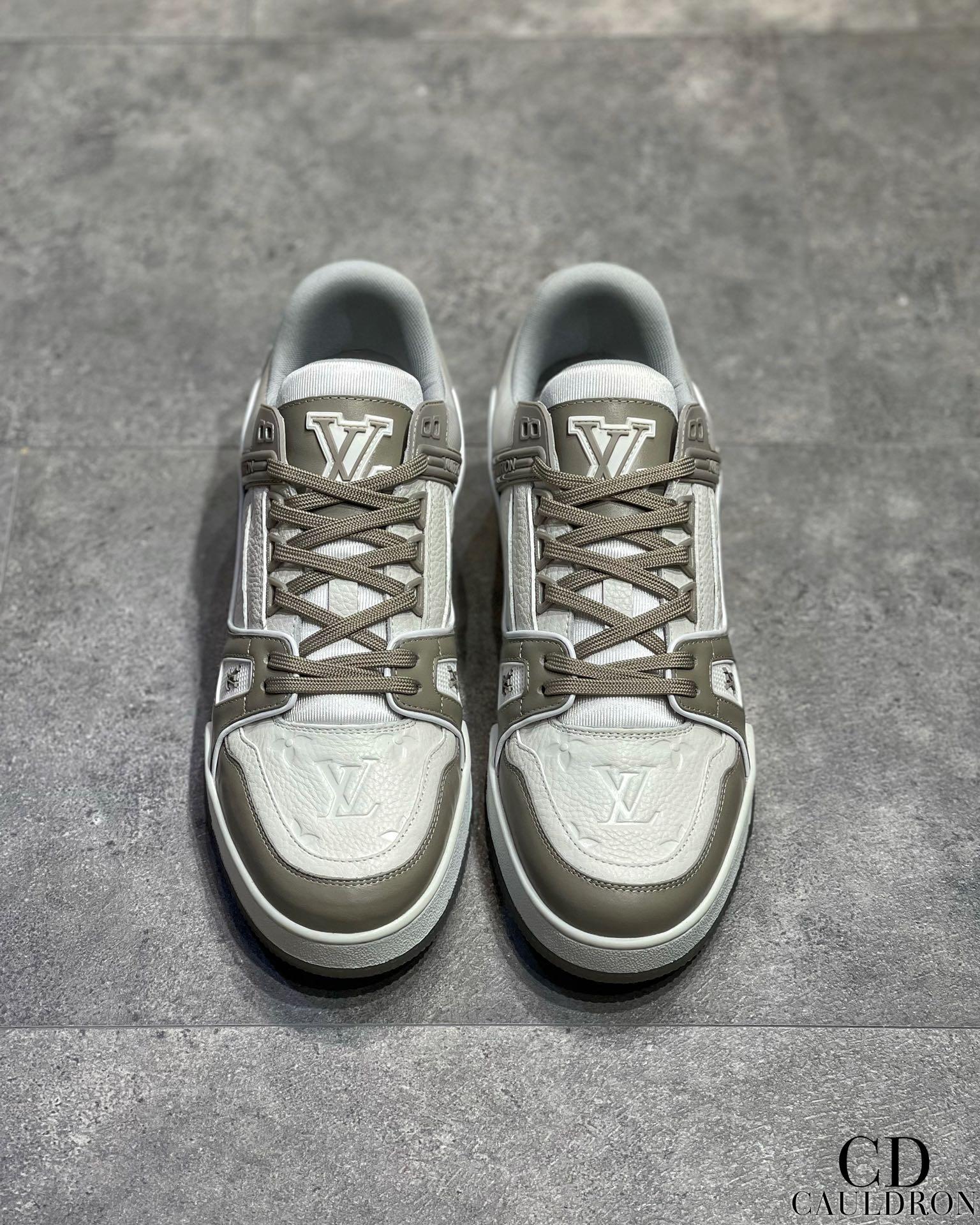 lv-trainers-662_16843501996-1000