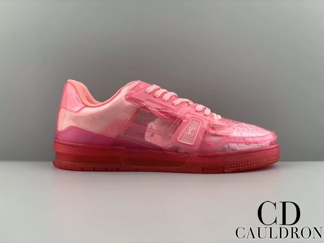 lv-trainers-670_16843502112-1000