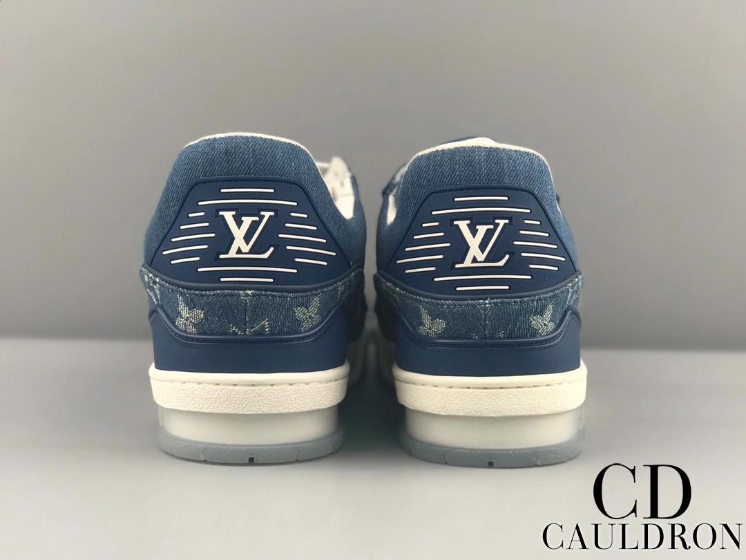 lv-trainers-673_16843502198-1000