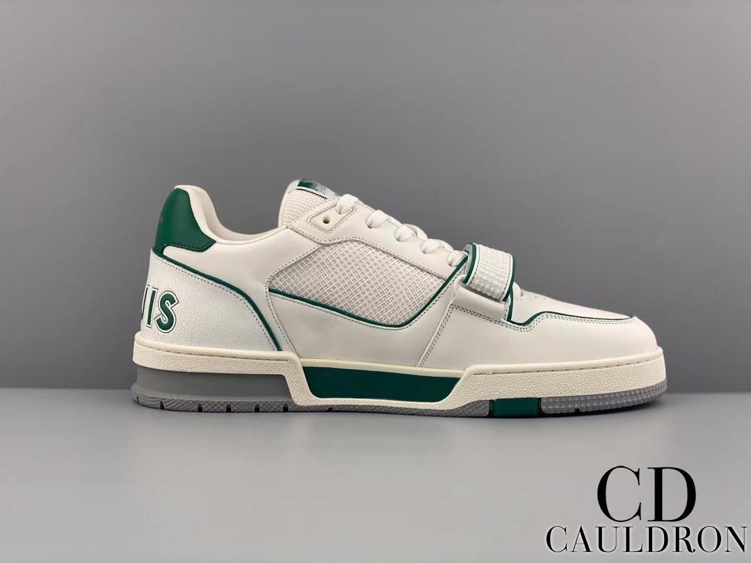 lv-trainers-676_16843502232-1000