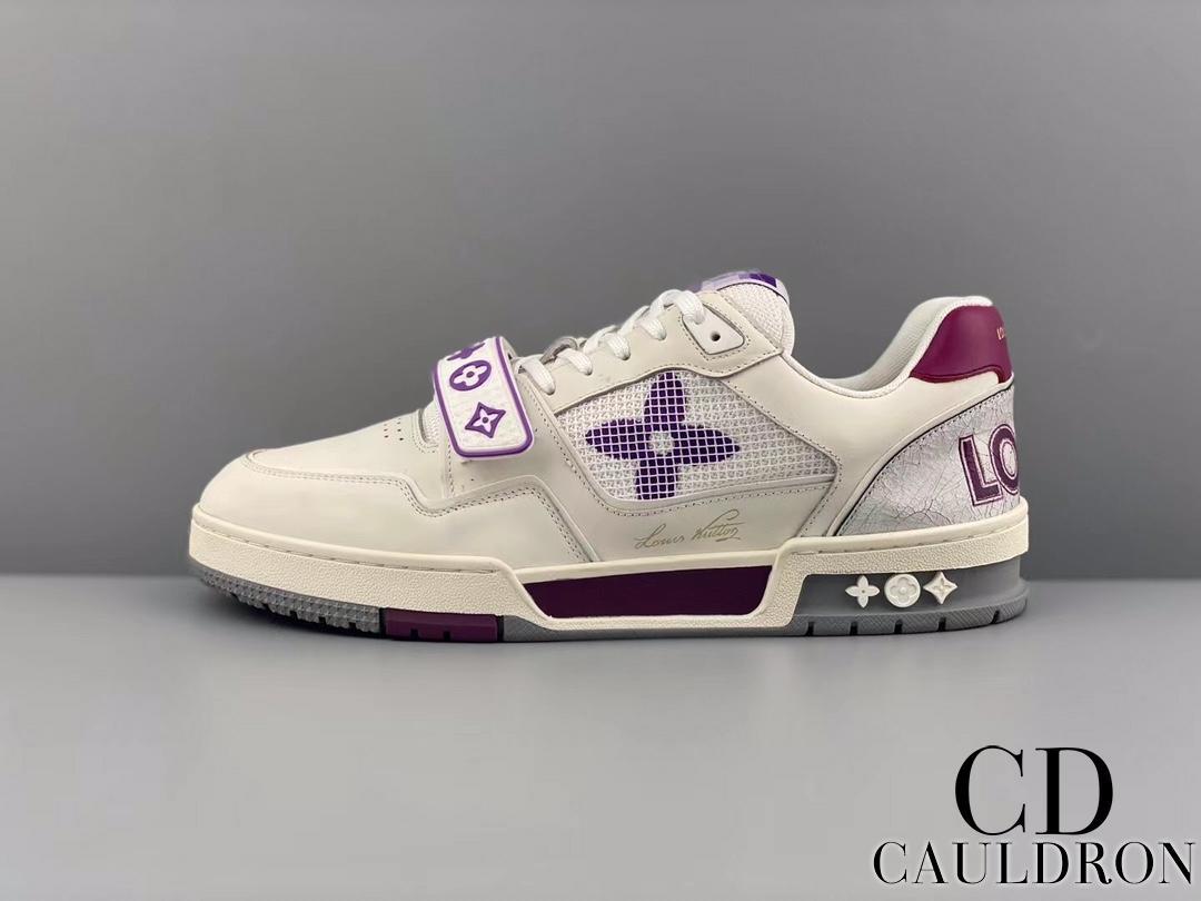 lv-trainers-678_16843502263-1000