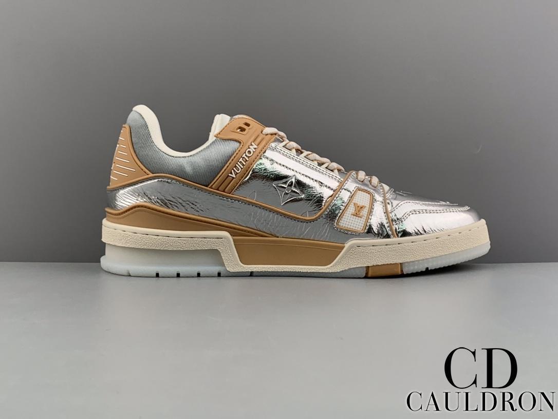 lv-trainers-679_16843502272-1000