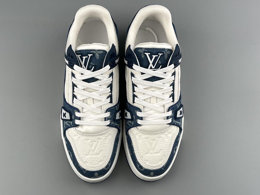 lv-trainers-712_16843502834-1000