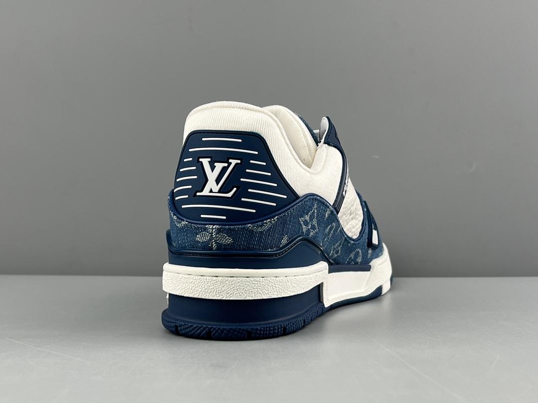 lv-trainers-712_16843502836-1000