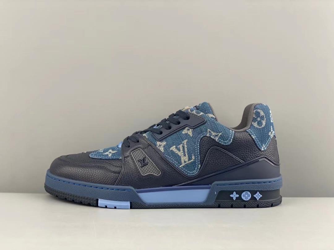 lv-trainers-718_16843502912-1000