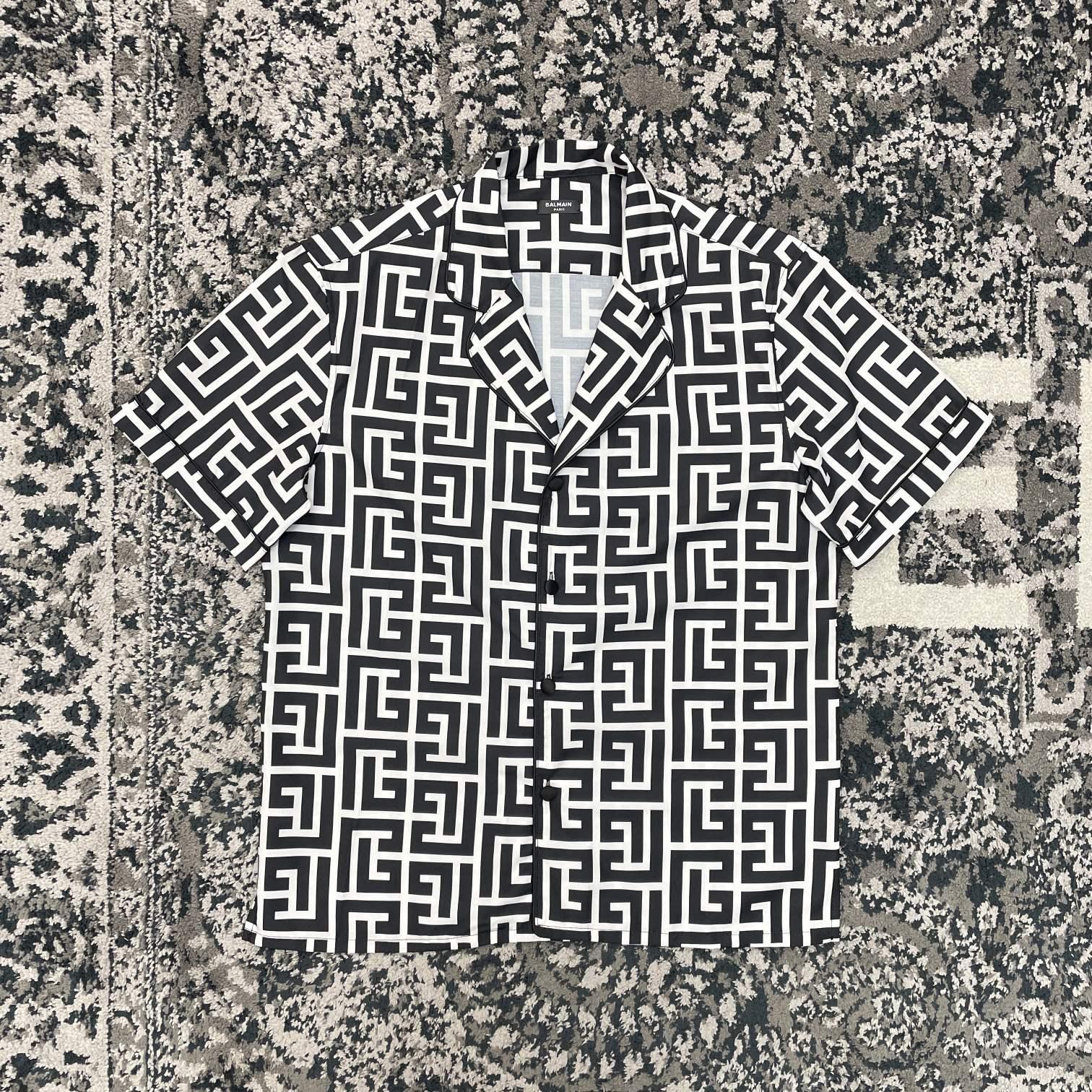 maxi-balmain-monogram-print-eco-designed-shirt-3209_16843962864-1000