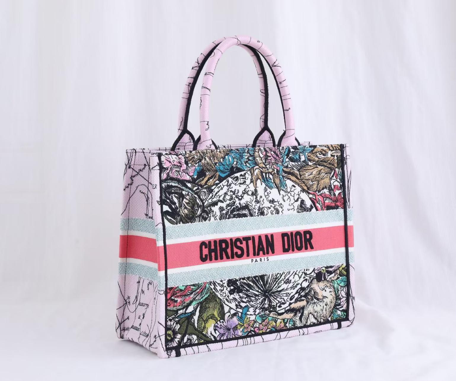 medium-dior-book-tote-136_16843495554-1000