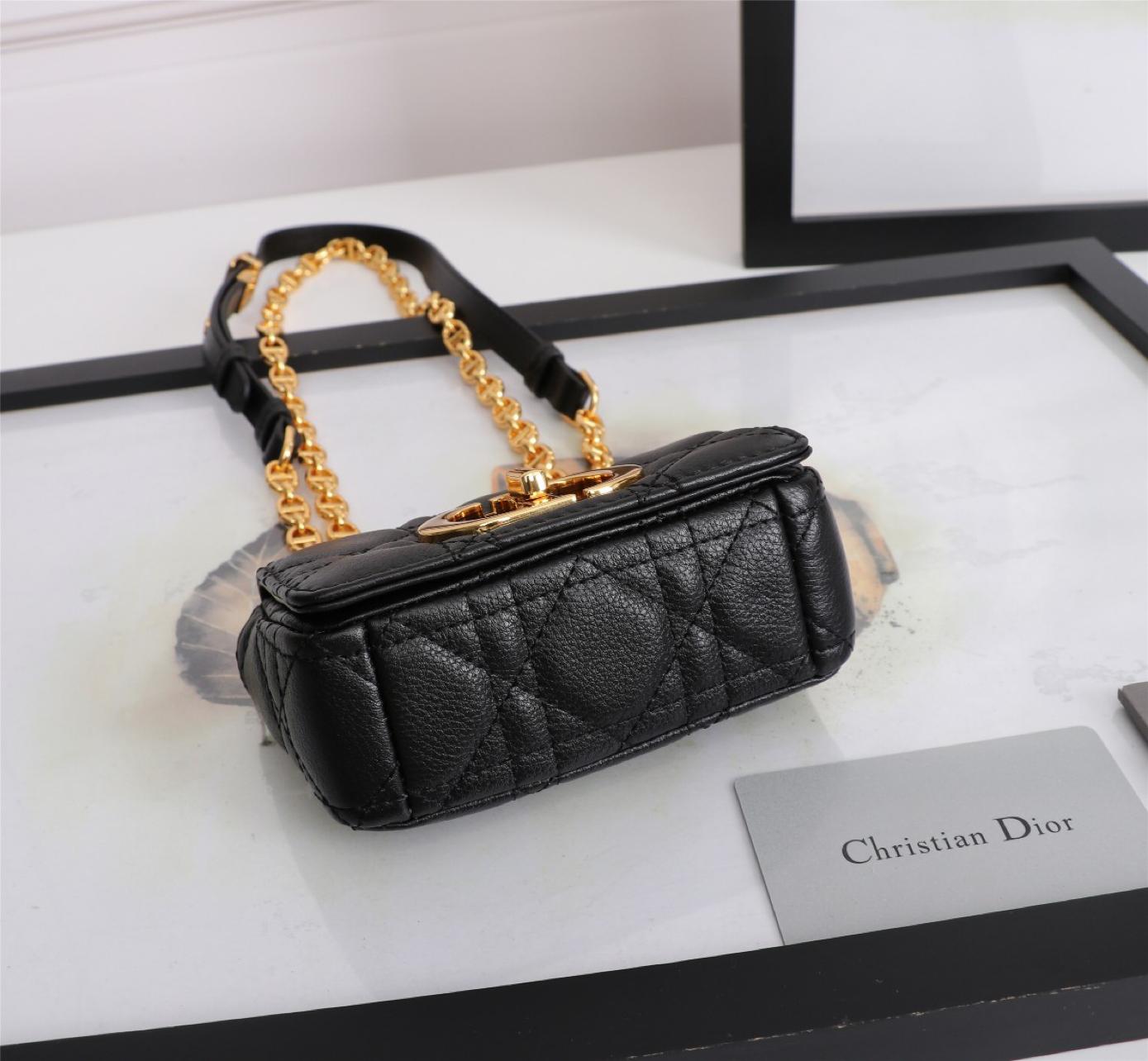 micro-dior-caro-bag-150_16843495946-1000