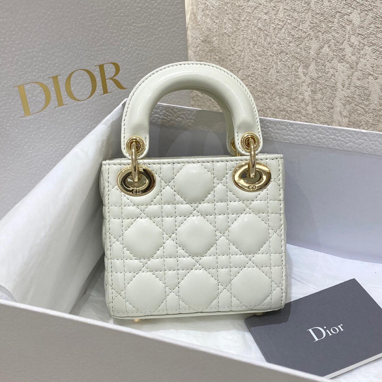 micro-lady-dior-bag-151_16843495963-1000