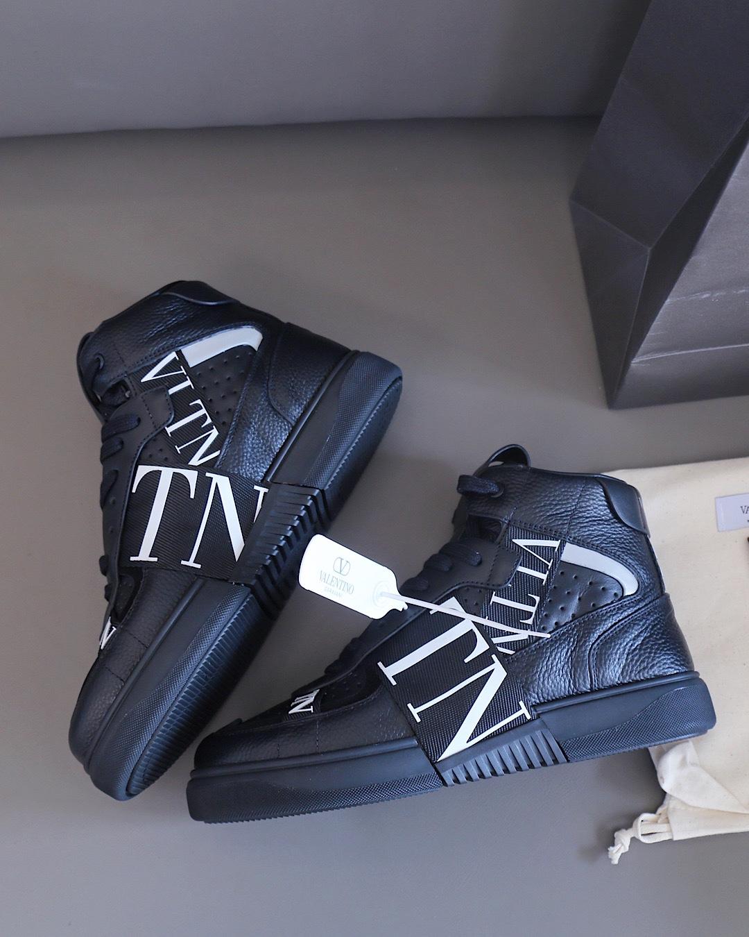 mid-top-calfskin-vl7n-sneaker-with-bands-1385_16843938277-1000