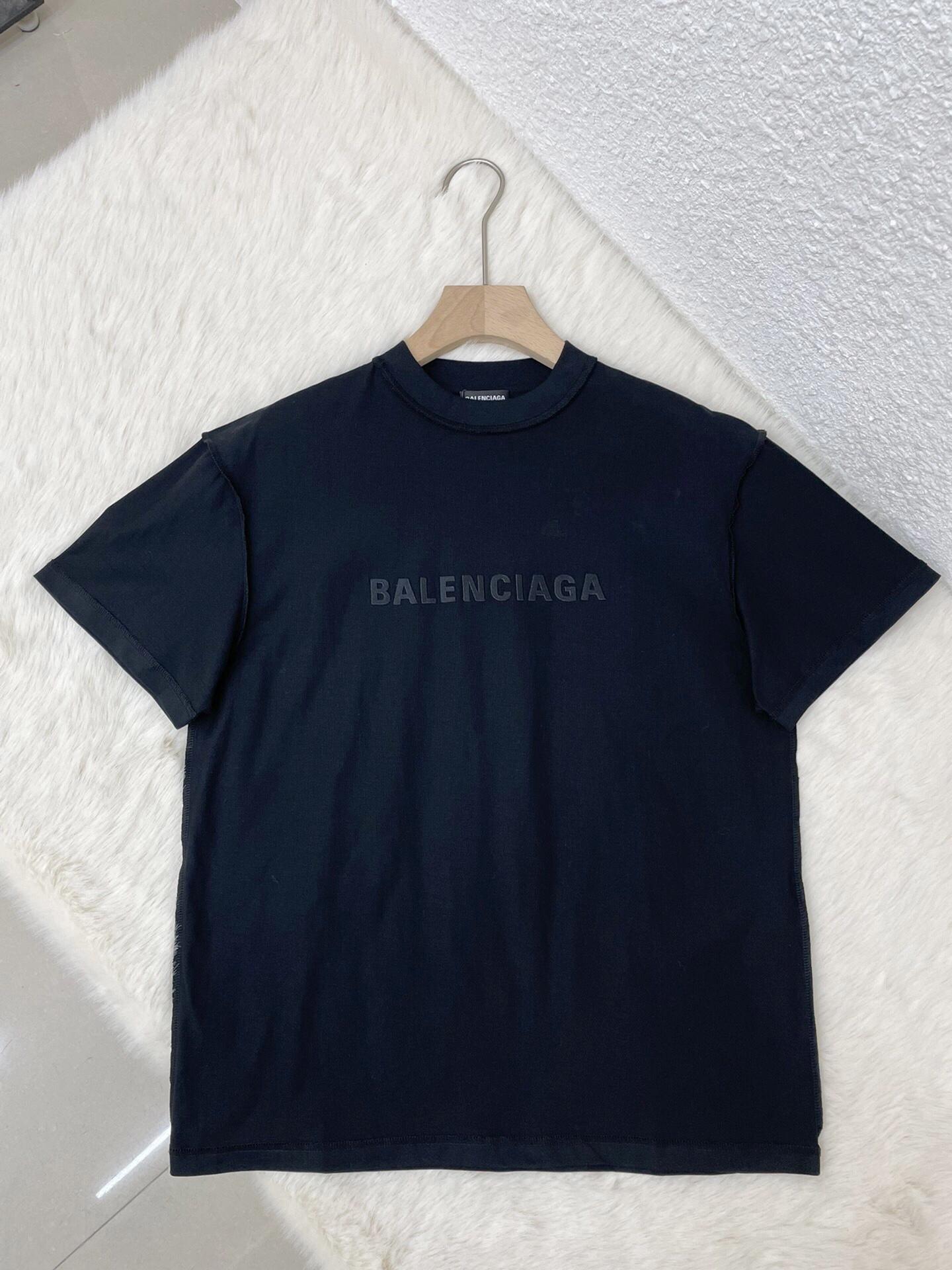 mirror-balenciaga-t-shirt-oversized-6837_16845016044-1000