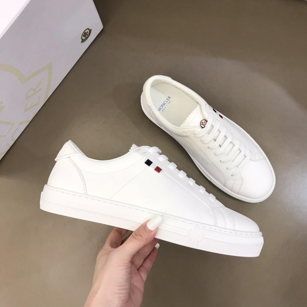 moncler-logo-patch-sneakers-1572_16843940548-1000