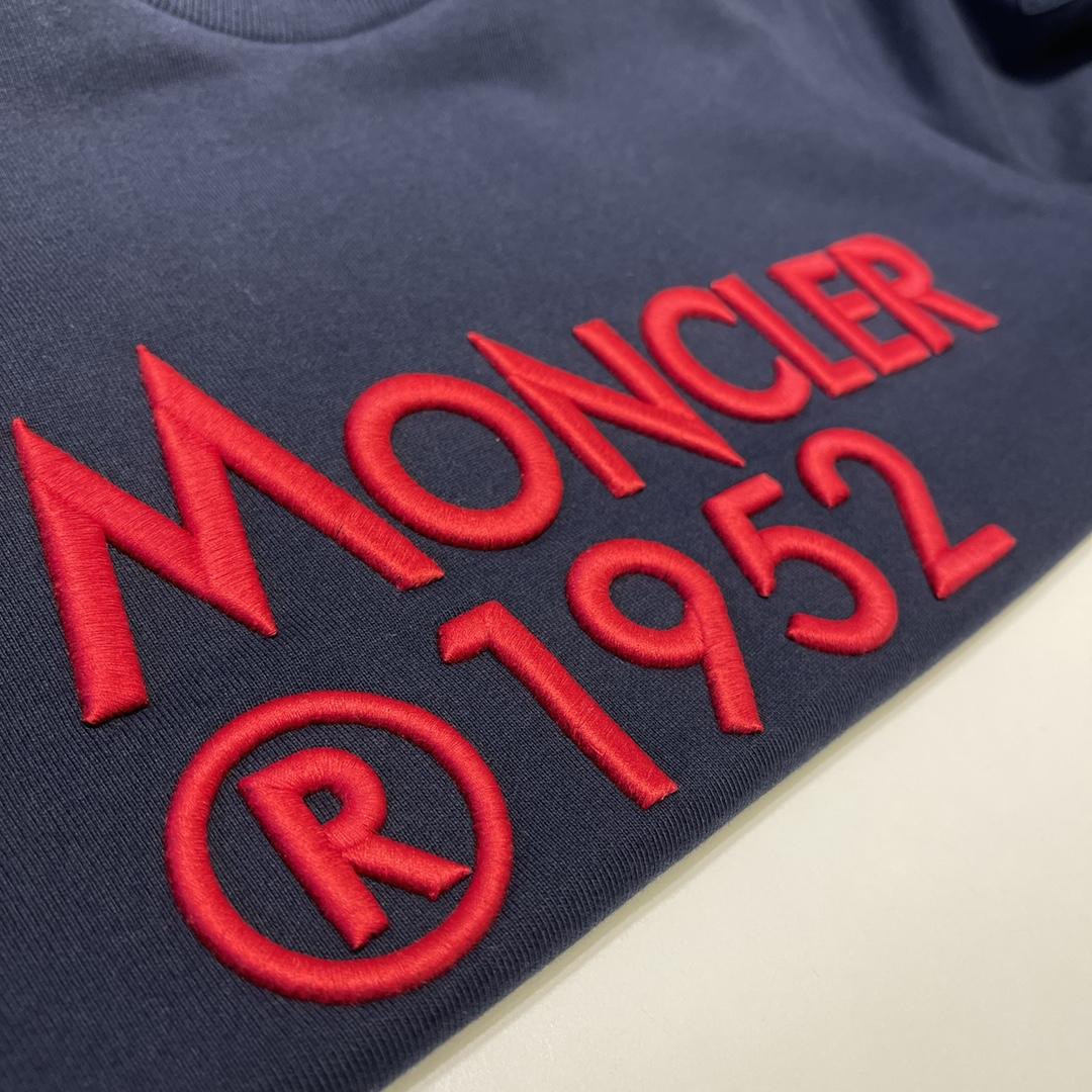 moncler-sweatshirt-5041_16845004995-1000