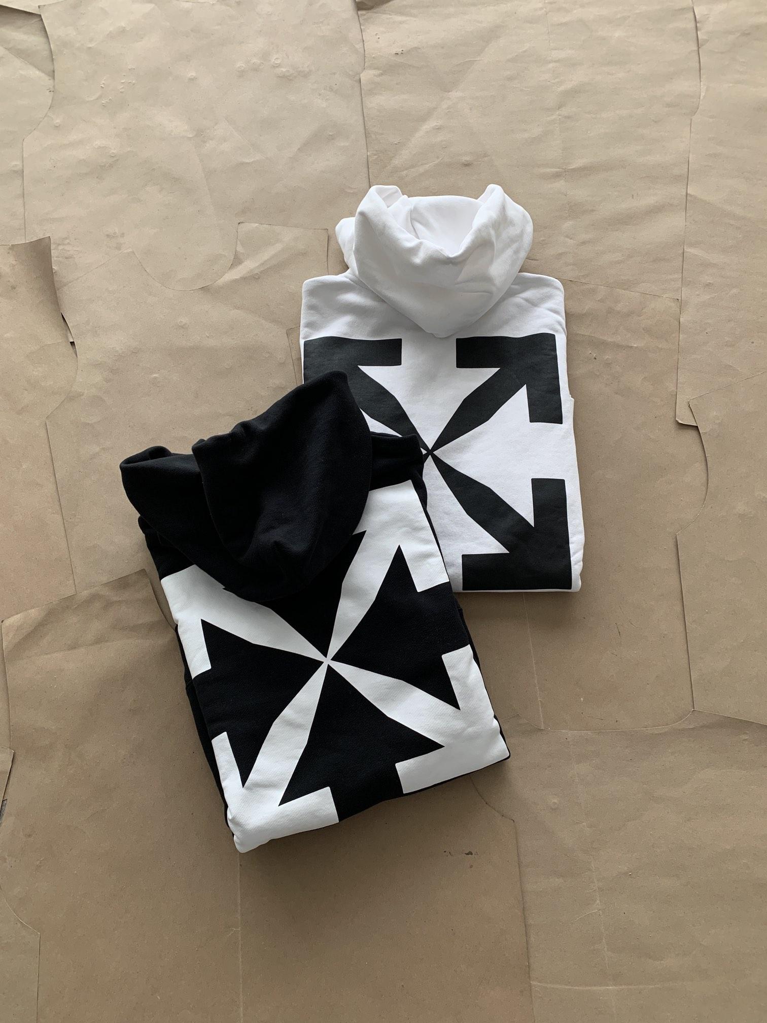 off-white-hoodie-4017_16844998627-1000