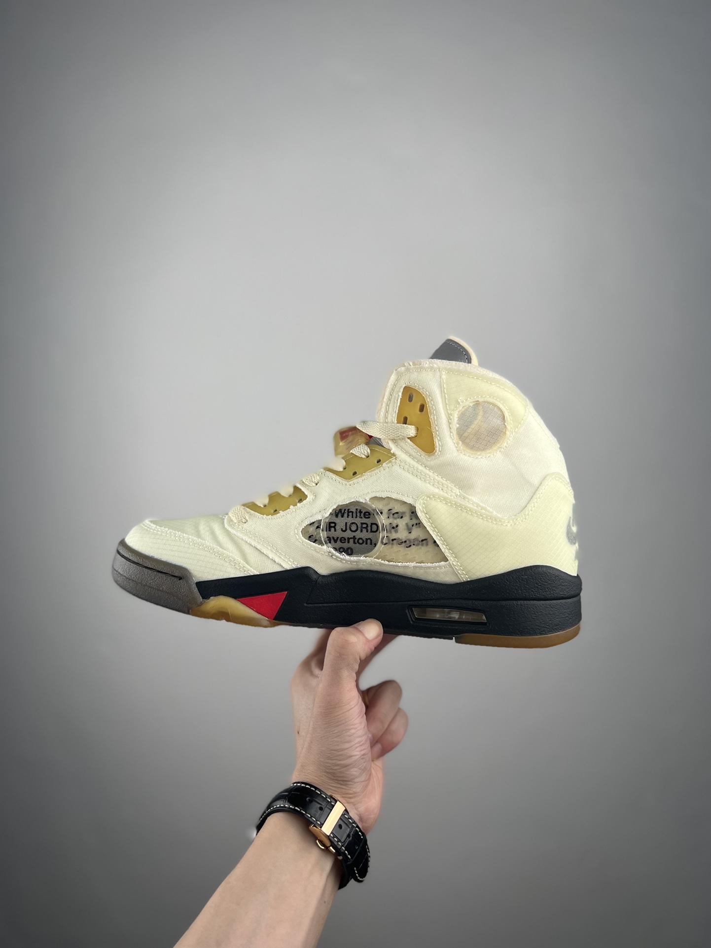 off-white-jordan-5-retro-5811_16844019143-1000