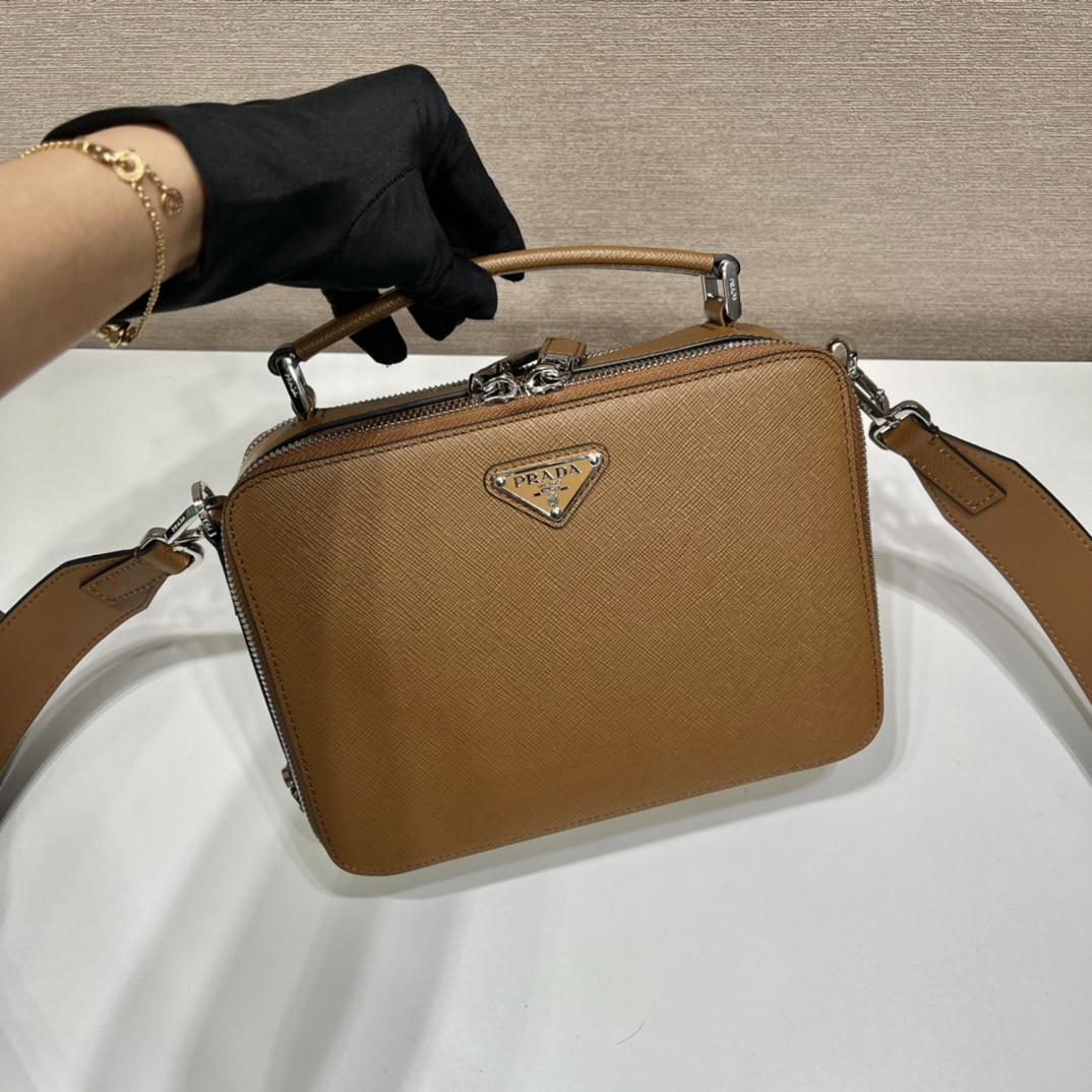 prada-brique-saffiano-leather-bag-2619_16844984245-1000