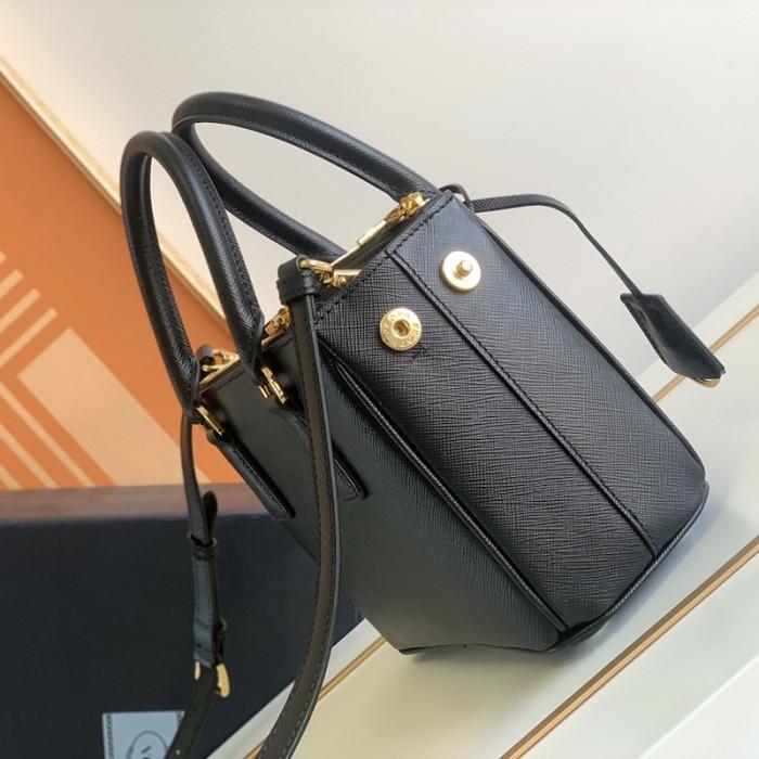 prada-galleria-saffiano-leather-mini-bag-4687_16845003364-1000