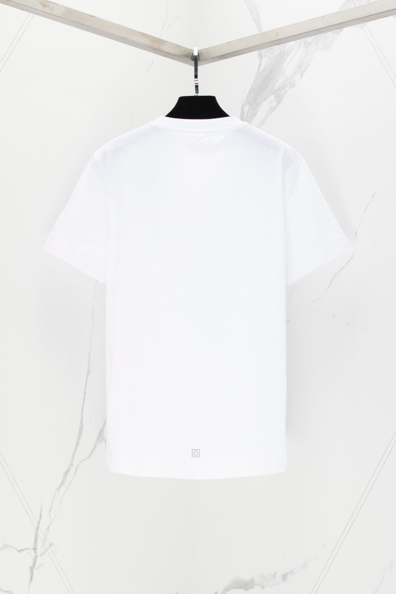 reflective-givenchy-slim-fit-t-shirt-in-cotton-6834_16845015983-1000