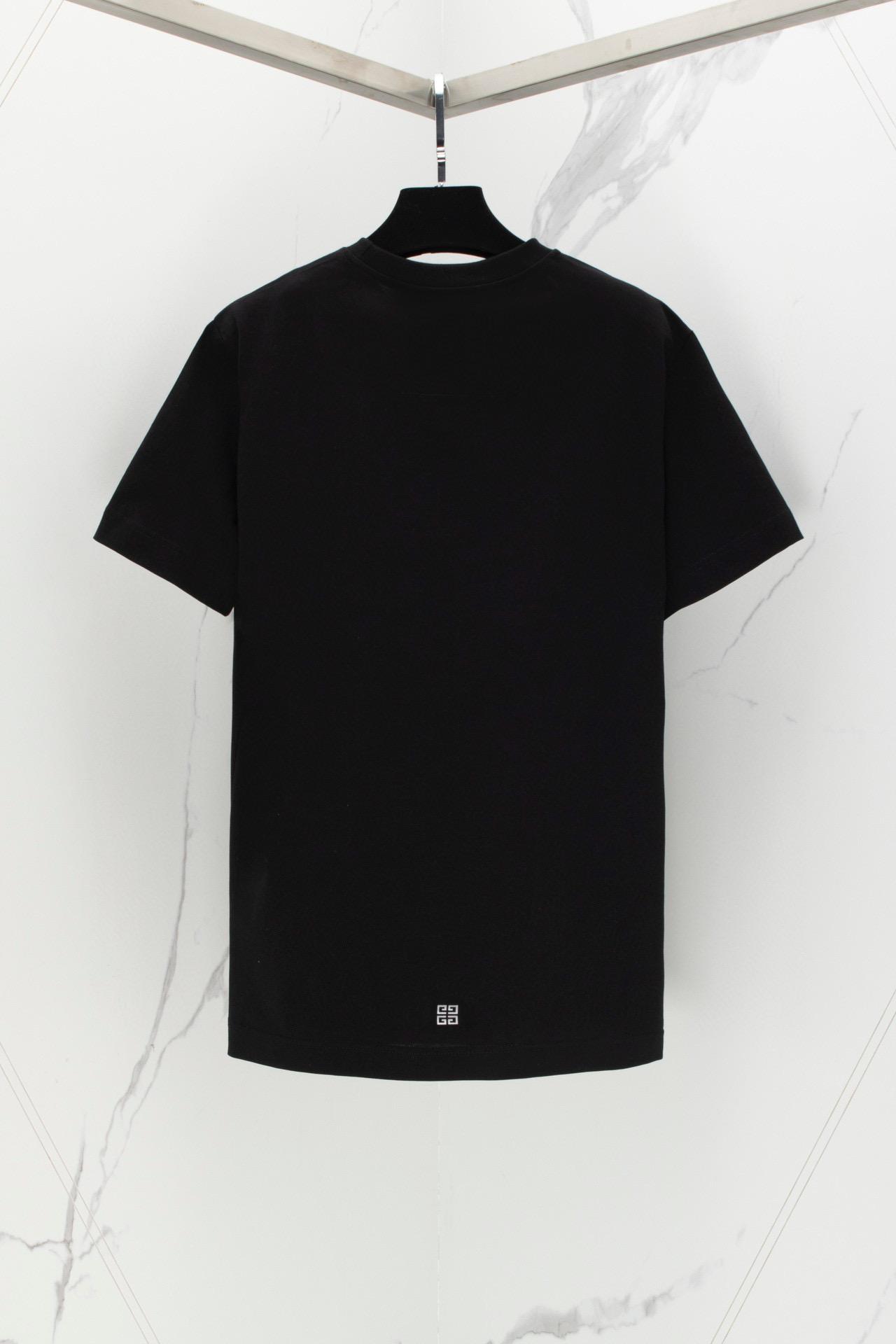 reflective-givenchy-slim-fit-t-shirt-in-cotton-6835_16845015993-1000