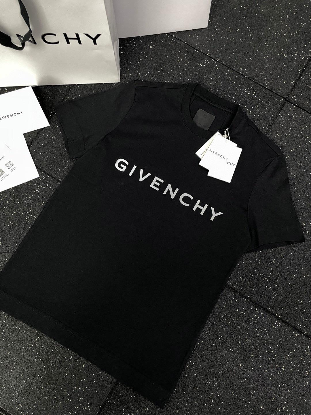 reflective-givenchy-slim-fit-t-shirt-in-cotton-6835_16845016004-1000