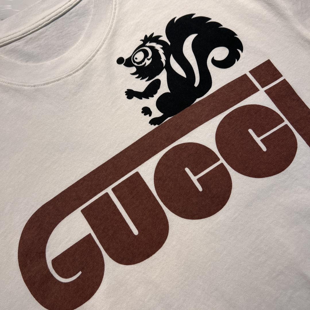 retro-gucci-skunk-print-t-shirt-6644_16845014384-1000