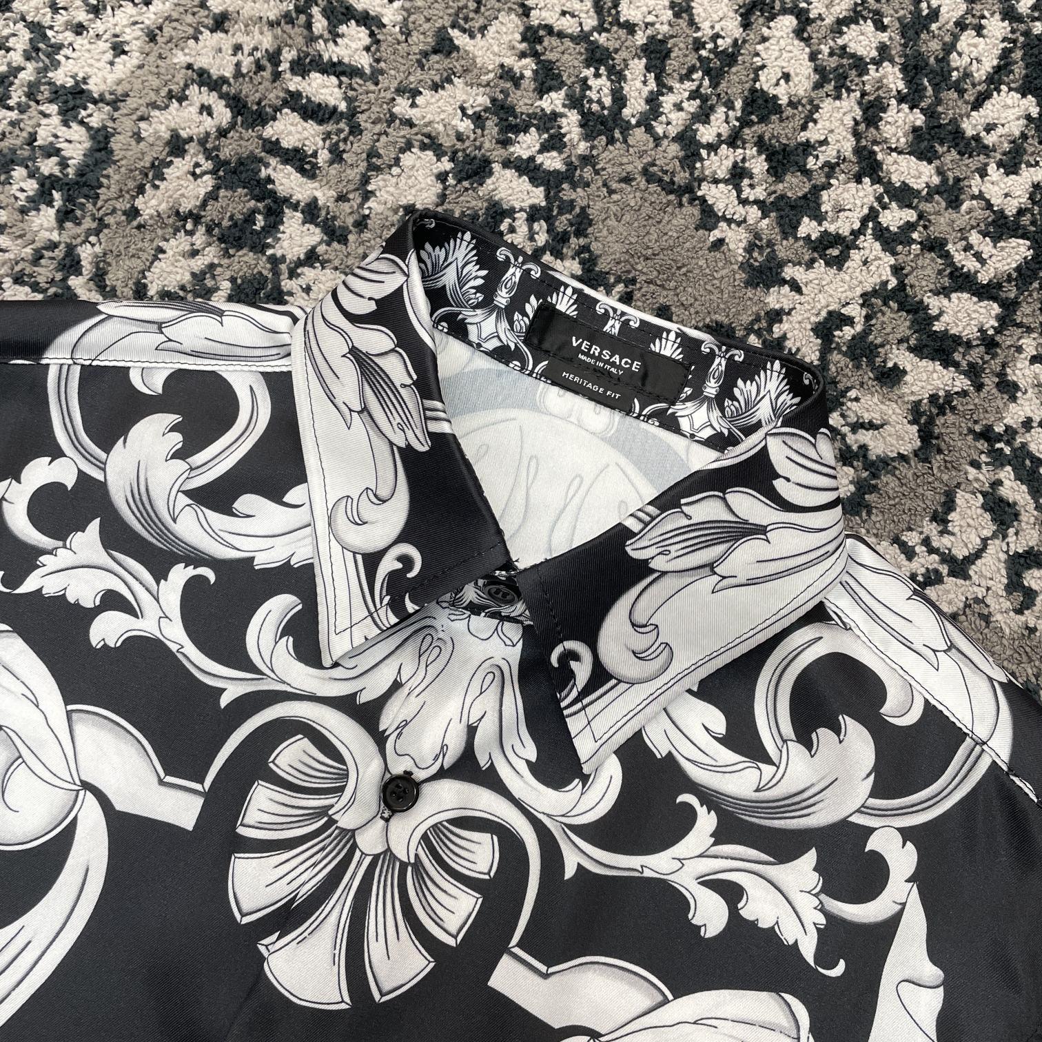 silk-shirt-in-silver-baroque-print-2960_16843960017-1000