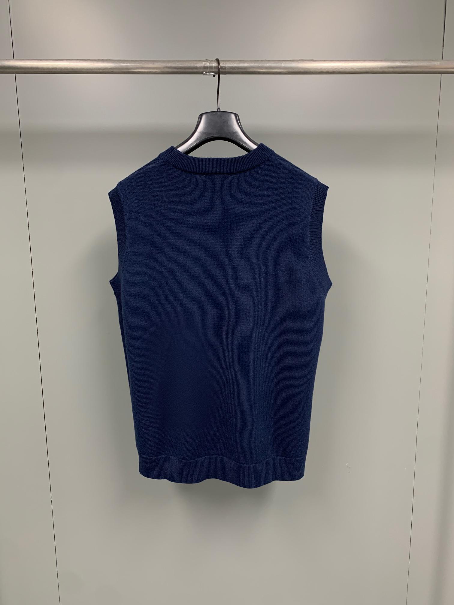 sleeveless-sweater-5013_16845004863-1000