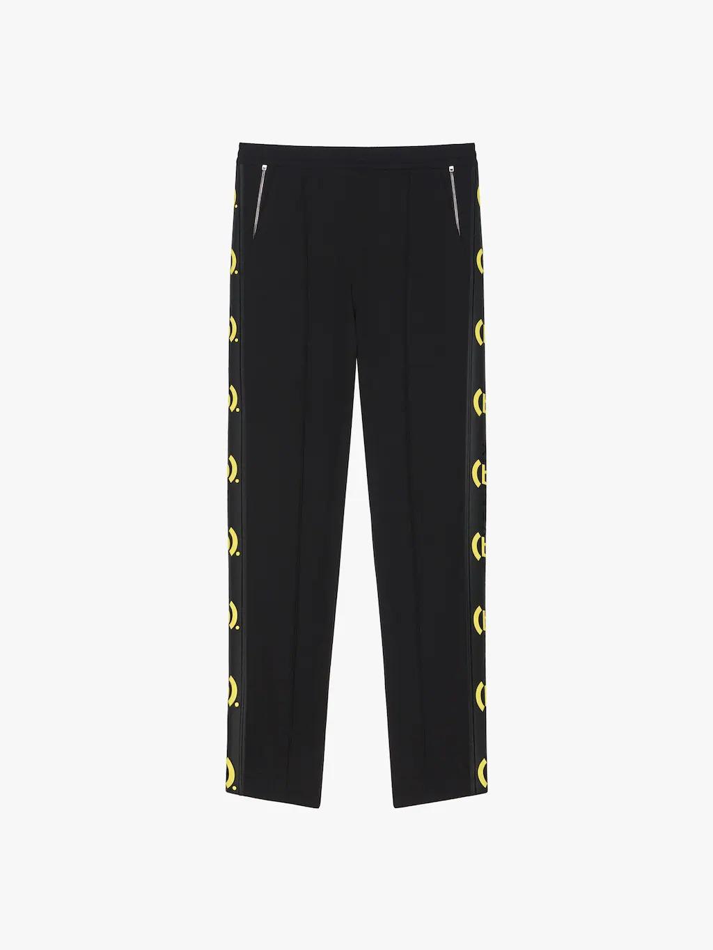 slim-fit-jogger-pants-in-jersey-with-b-printed-givenchy-bands-6622_16845014141-1000