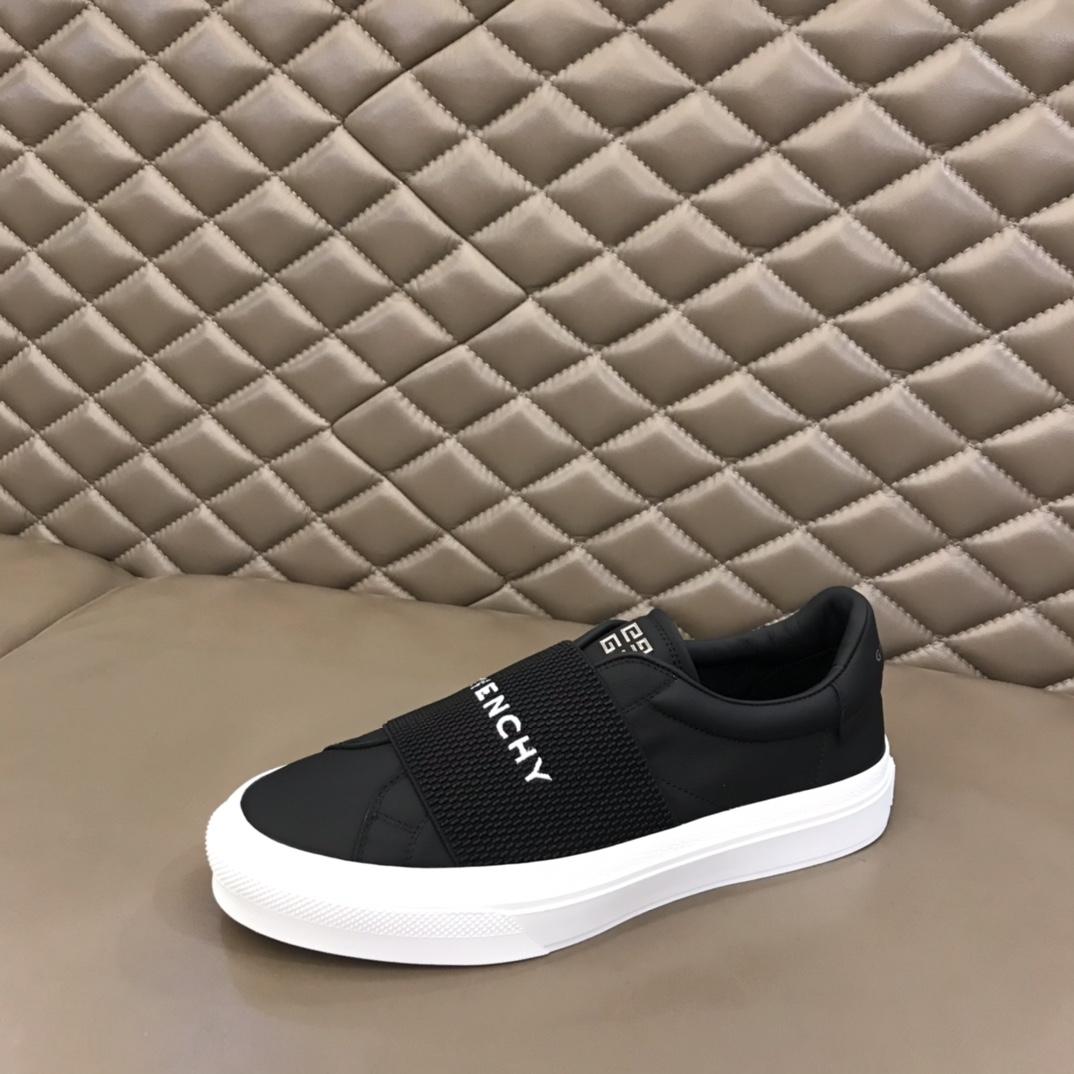 sneakers-in-leather-with-givenchy-webbing-1536_16843940066-1000