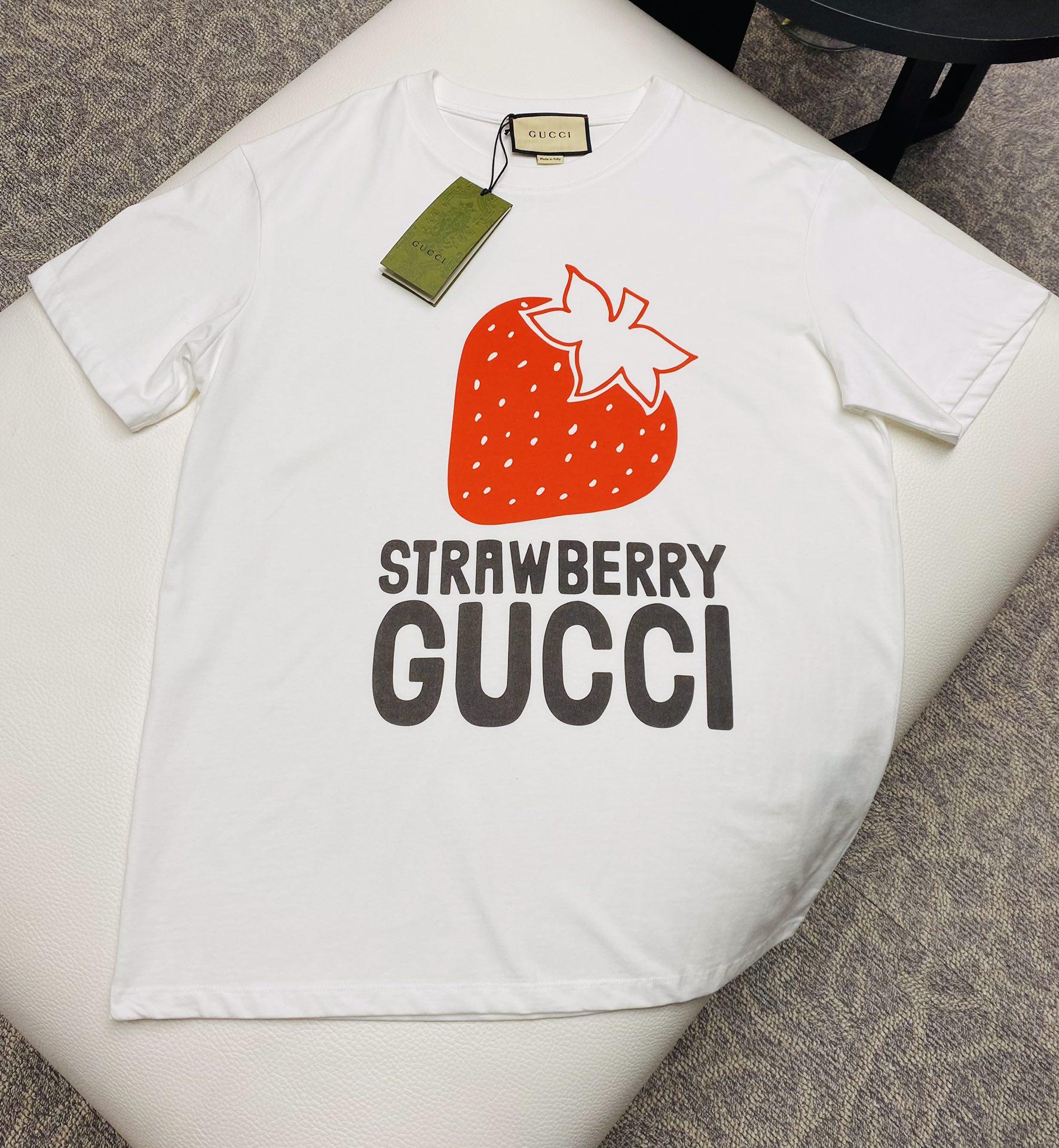 strawberry-gucci-cotton-t-shirt-216_16844969722-1000