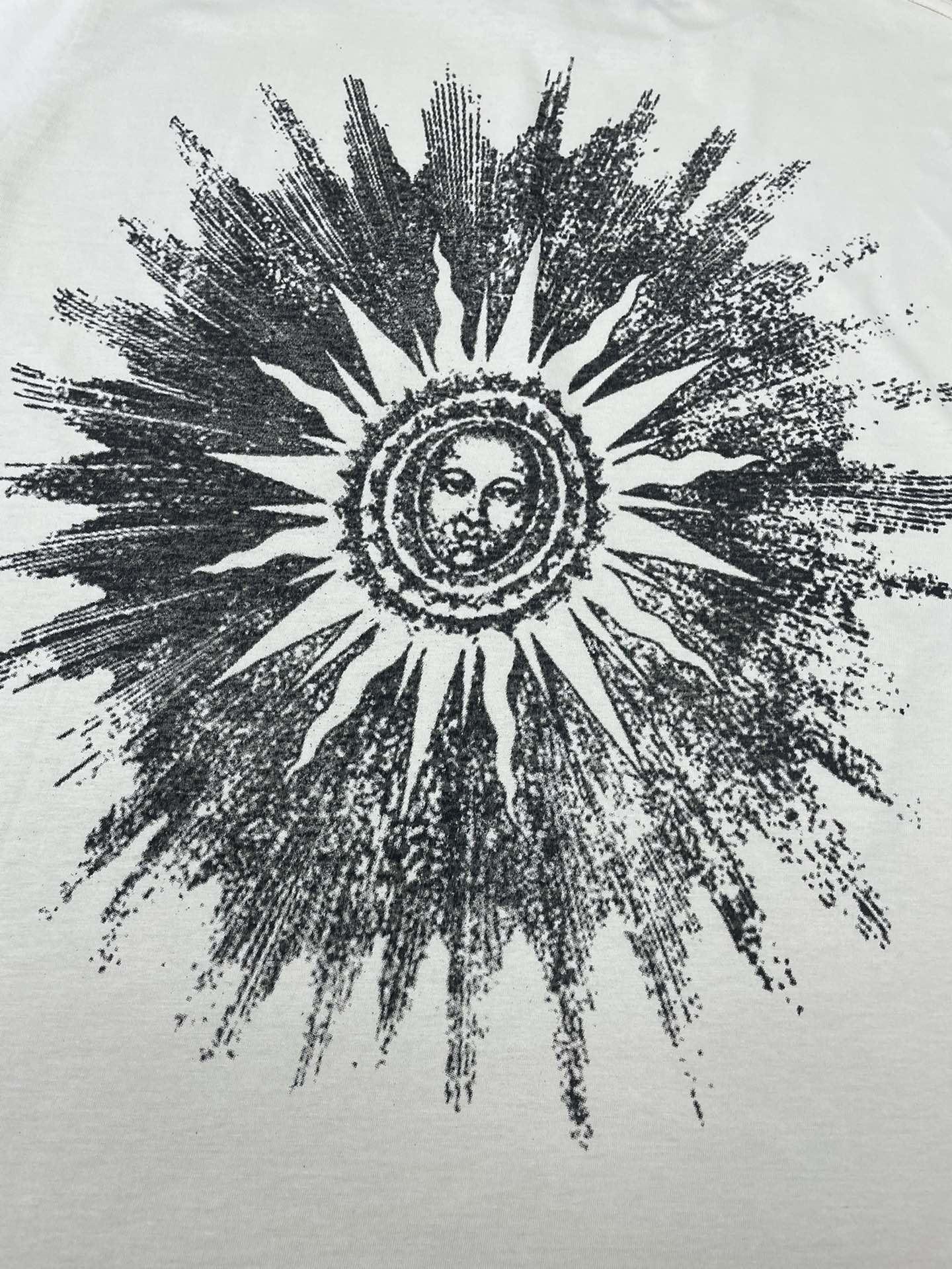 sun-graphic-t-shirt-7334_16845022135-1000