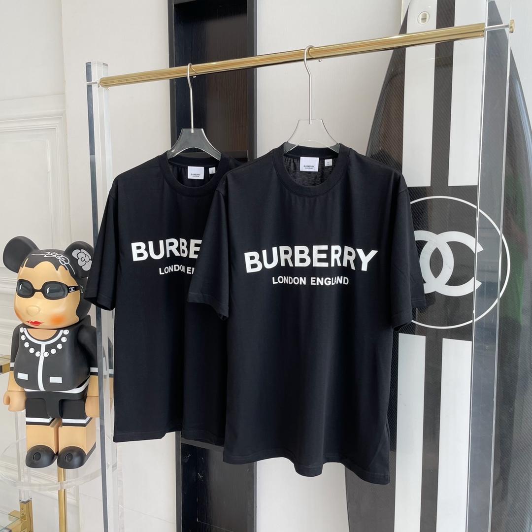 t-shirt-with-burberry-logo-344_16844972363-1000